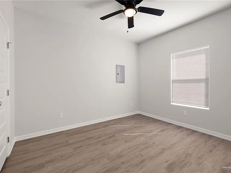 4504 Larkspur Ave #2 — Photo 14