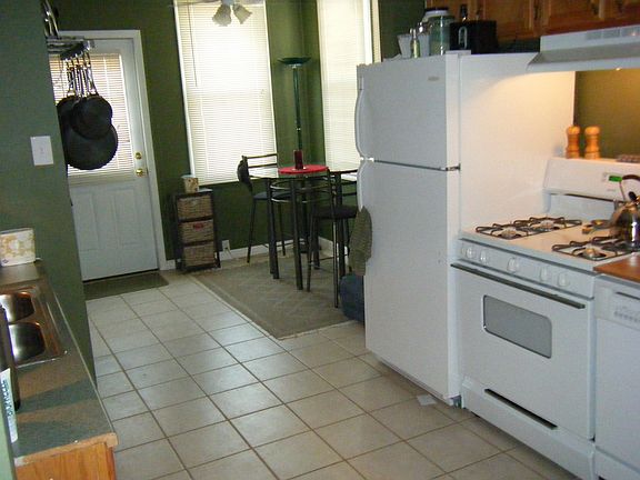 3rd image of 5222 Blow St