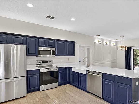 5th image of 2910 N Osprey Cove Point
