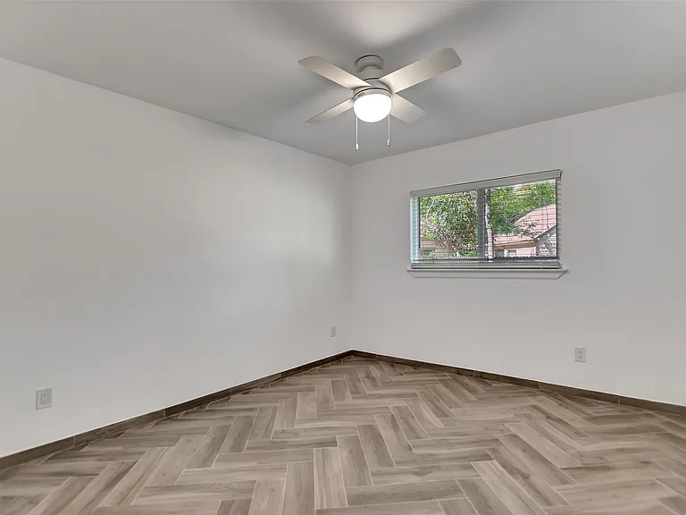 7 Bitterwood Ct — Photo 30