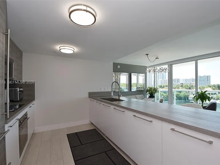 400 Sunny Isles Blvd #521 — Photo 6