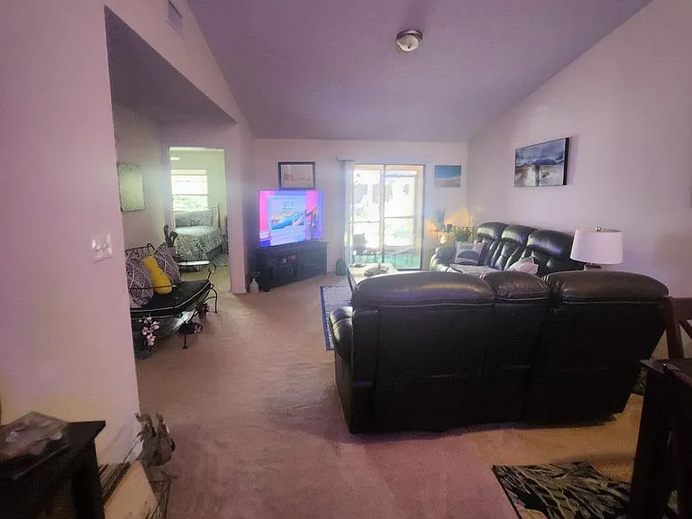 2824 Coleman Ct W — Photo 8