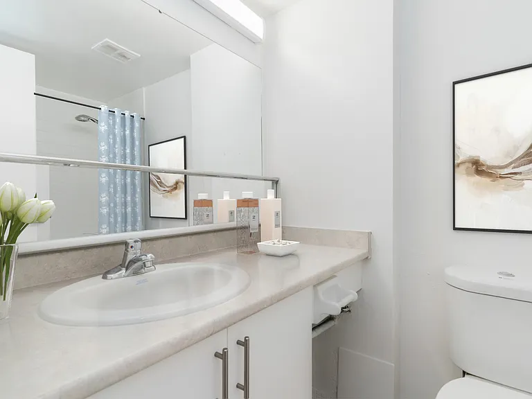 1010 Broadview Ave — Photo 15