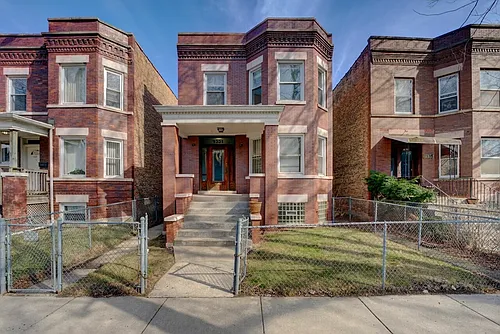 7331 S Dante Ave #2 Photo 1
