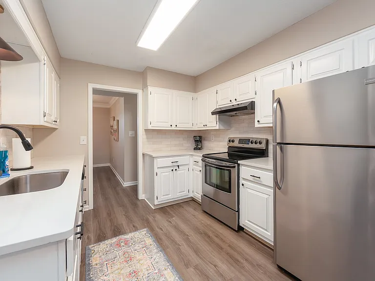 24 McLean Cv — Photo 6