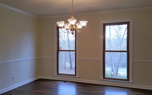 4th image of 2259 Lake Helen Ct