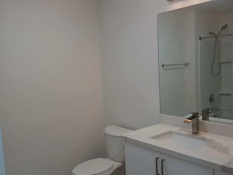 Orchard Park Apartment — Photo 25