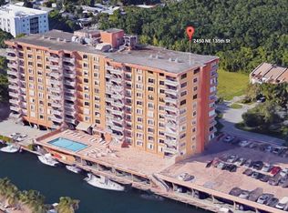 2450 NE 135th St #8, Miami, FL 33181