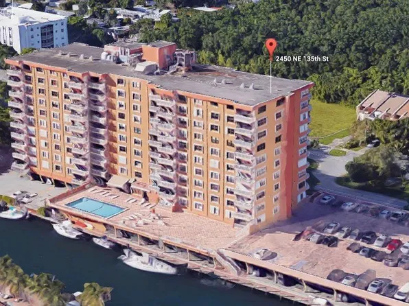 2450 NE 135th St #8, Miami, FL 33181