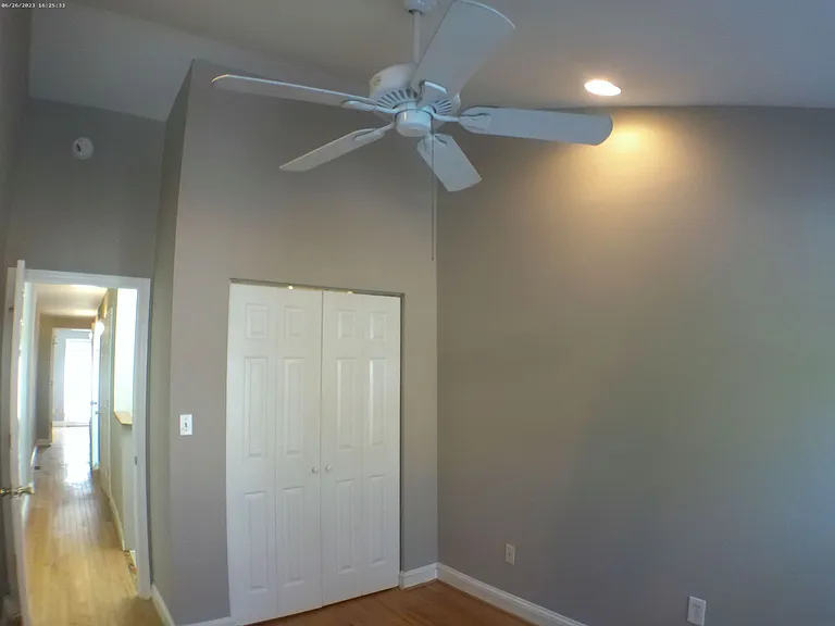 912 S Potomac St — Photo 13