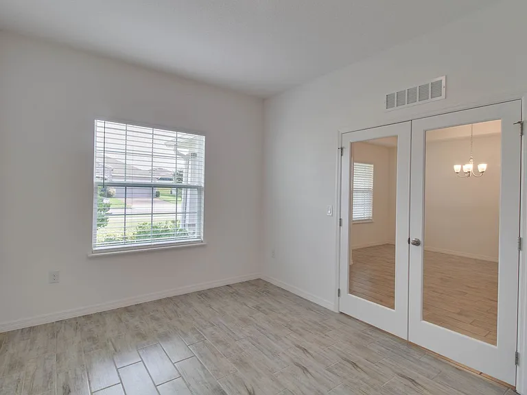 2525 Carriage Pointe Loop — Photo 5
