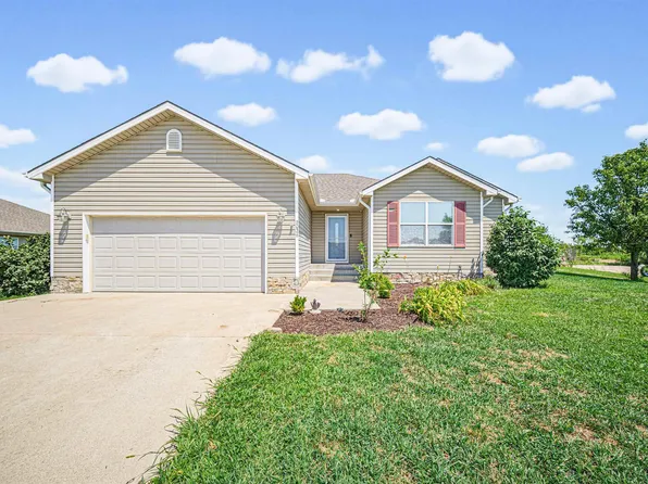 2026 Thompson Dr, Junction City, KS 66441