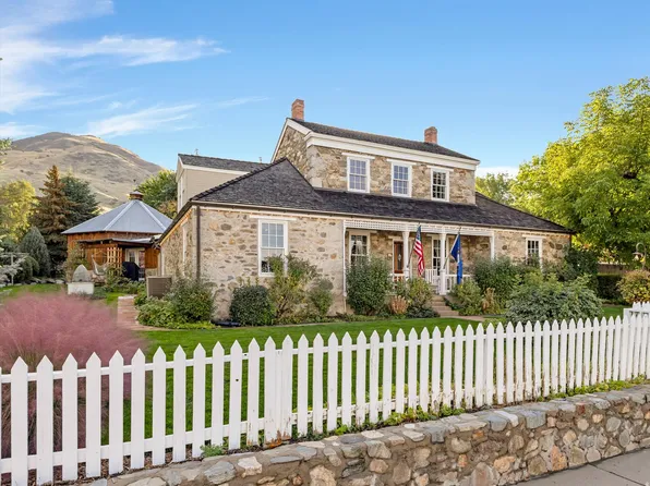 252 N 400 E, Centerville, UT 84014