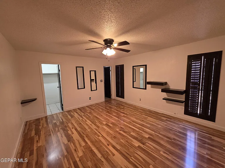 11229 Pony Soldier Ave — Photo 6