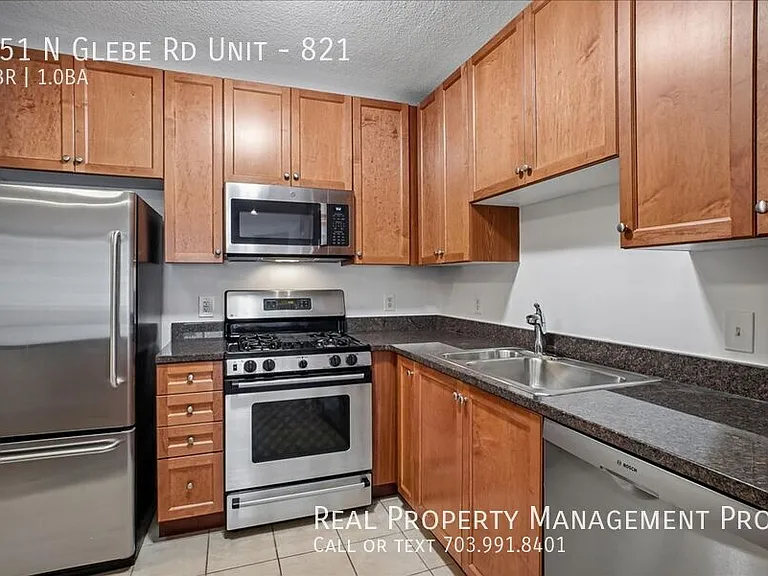 851 N Glebe Rd #821 — Photo 11