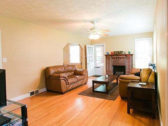 2nd image of 808 Biltmore Ave