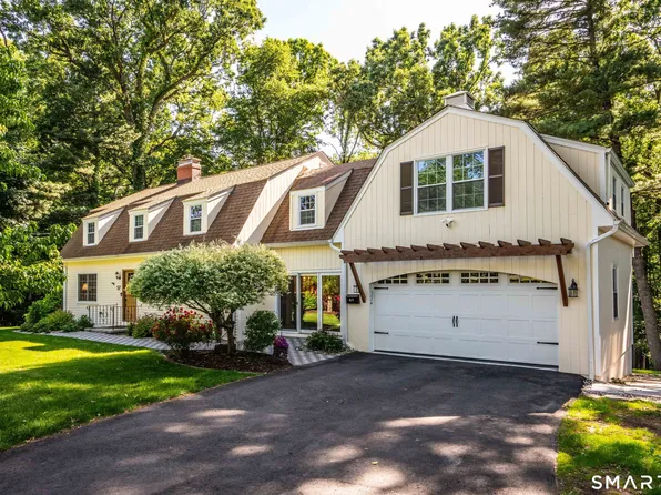 57 Woodridge Circle, West Hartford, CT 06107