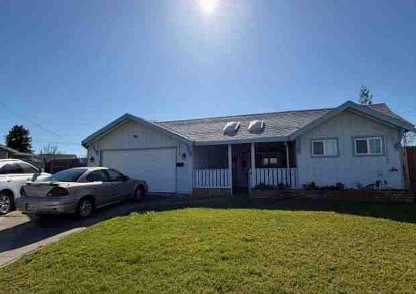 1st image of 7213 Coronet Ct