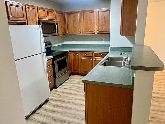 5th image of 6117 Hedgecock Cir APT 1A