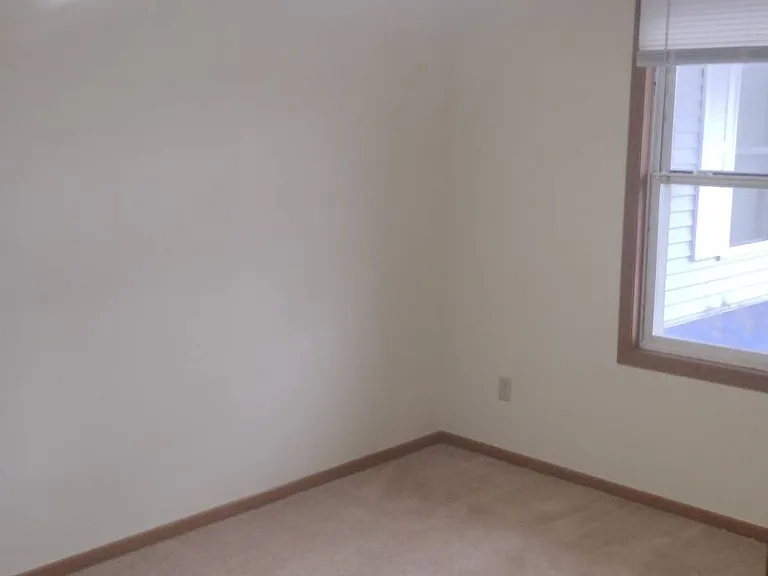 1770 W State St — Photo 12