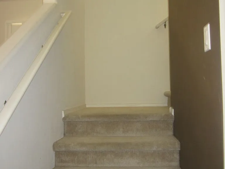 1631 W Blue Horizon St — Photo 6