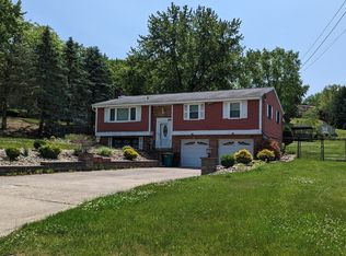 3055 Marie Dr, Gibsonia, PA 15044
