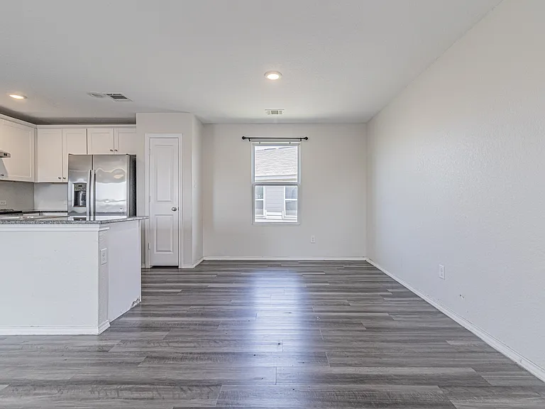 3814 Pickles Way — Photo 10