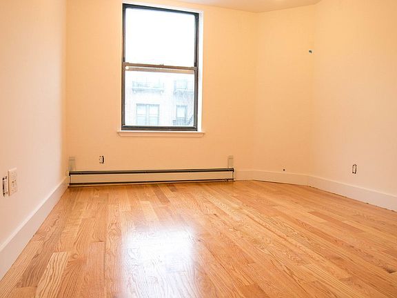 3rd image of 90 E 18th St APT 3C