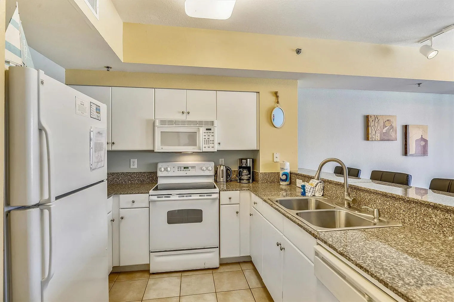 1 bed, 2.0 bath, 936 sqft, $1,990 — Photo 3
