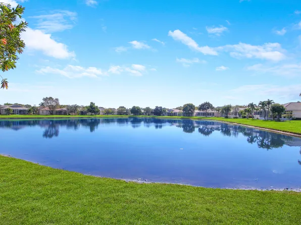 2725 Clipper Circle, West Palm Beach, FL 33411