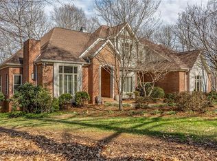 525 Buck Run Dr, Kernersville, NC 27284