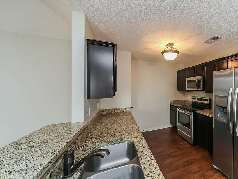 1089 Carib Loop W — Photo 7