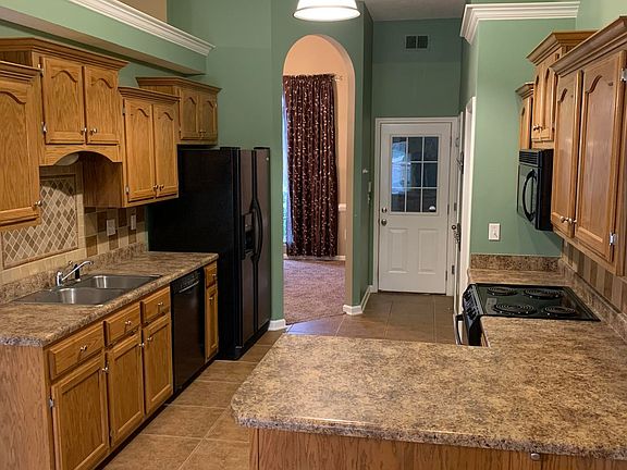 4th image of 9793 Dorothy Dr
