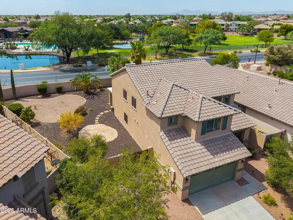 21019 N SANSOM Drive, Maricopa, AZ 85138