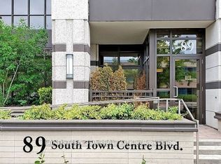 89 S Town Centre Blvd #516, Markham, ON L6G 0E8