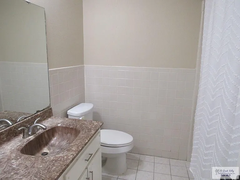 918 E Leggett Rd — Photo 18