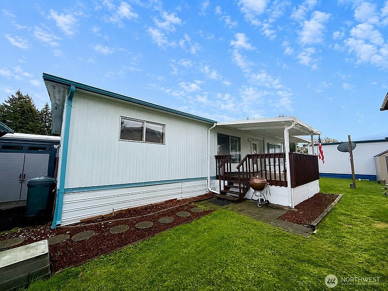 3rd image of 11622 Silver Lake Road #55