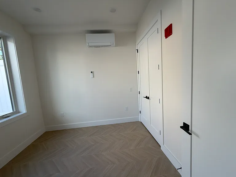 40 Lembeck Ave #105 — Photo 1