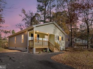 2137 Dublin St, Hopewell, VA 23860