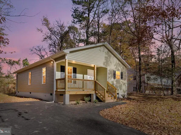 2137 Dublin St, Hopewell, VA 23860