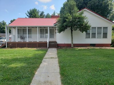 1132 E 2nd North St, Morristown, TN, 37814