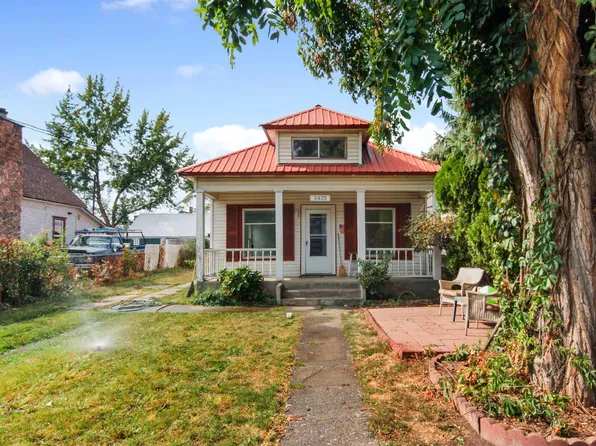 2425 N Addison St, Spokane, WA 99207