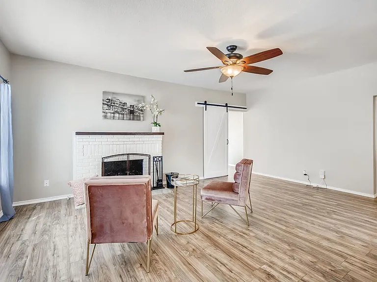 400 Eleanor Ave — Photo 6