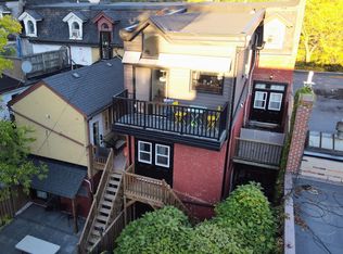 562 Parliament St UNIT 3, Toronto, ON M4X 1P8