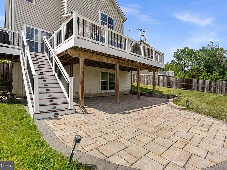 310 Mackintosh Rd — Photo 43