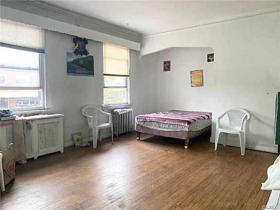 3rd image of 9634 42nd Ave
