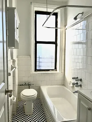 Rented by Zjama Realty Corp | media 4