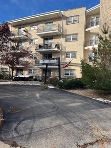 5200 Galitz St APT 105, Skokie, IL, 60077