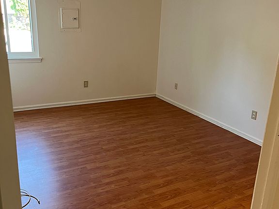 Master bedroom w/ full bath and closet.