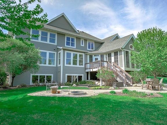 2nd image of 587 Lake Ridge Dr